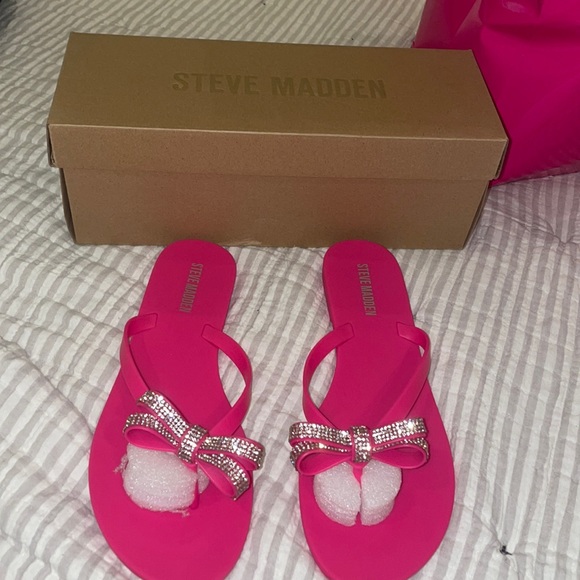 Steve Madden Sandals - Picture 1 of 2